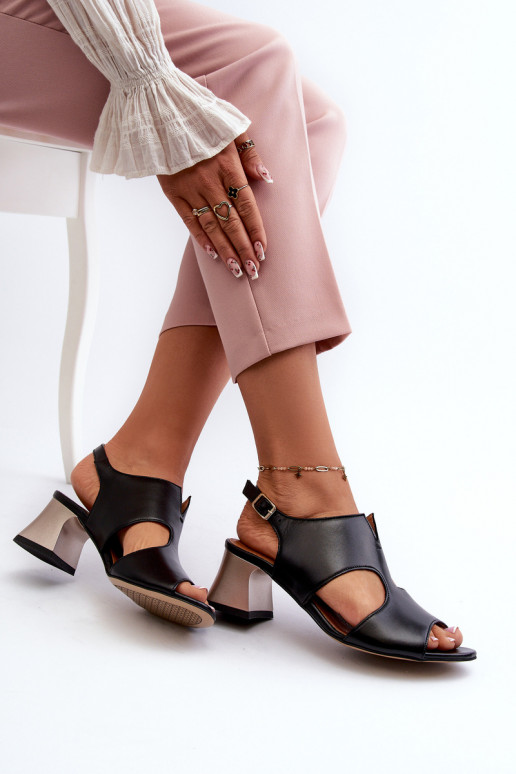 Sieviešu basenes Āda ar papēdi Tā irciejka 06566-01 melnas krāsas Sieviešu basenes Āda ar papēdi Tā irciejka 06566-01 melnas krāsas