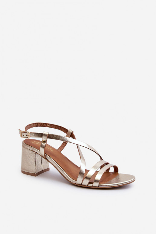 Sieviešu basenes Zemajā pastā Tā irciejka 06653-25 Zelta krāsas Sieviešu basenes Zemajā pastā Tā irciejka 06653-25 Zelta krāsas