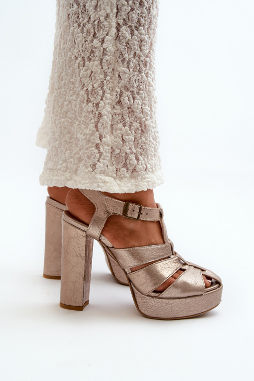 Sieviešu basenes Āda Tā irciejka 06050-25 Zelta krāsas Sieviešu basenes Āda Tā irciejka 06050-25 Zelta krāsas