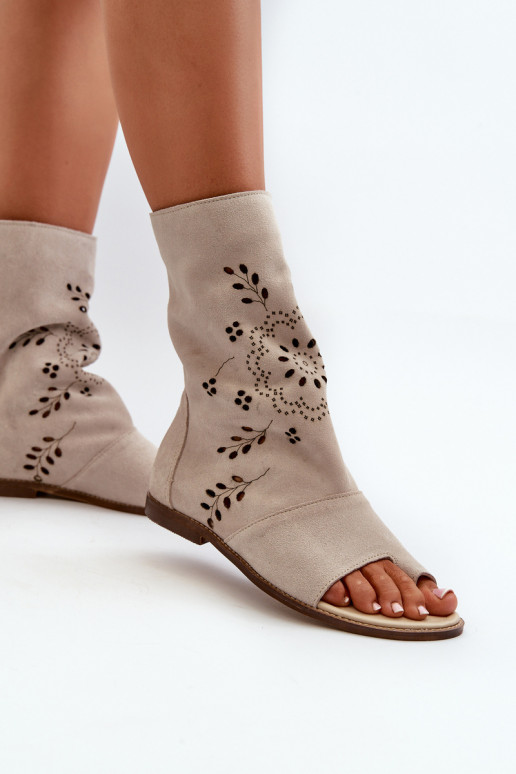 Zazoo 3437 Sieviešu Zamšādas basenes ar stulmu Uz pili Ziloņkaula krāsas Zazoo 3437 Sieviešu Zamšādas basenes ar stulmu Uz pili Ziloņkaula krāsas