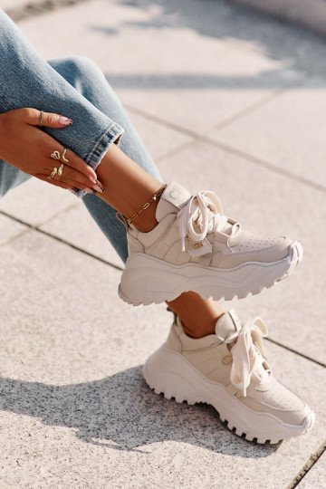 Sieviešu Āda Sneakers modeļa apavi smilšu krāsas CheBello 4583