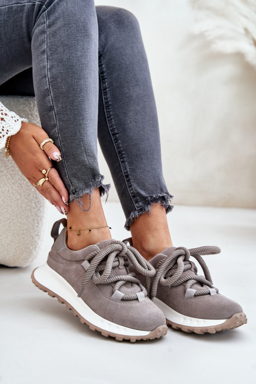 zamšādas Sneakers modeļa apavi SieviešuGrubym Šņorēšanam Artiker 54C1465 Pelēkas krāsas