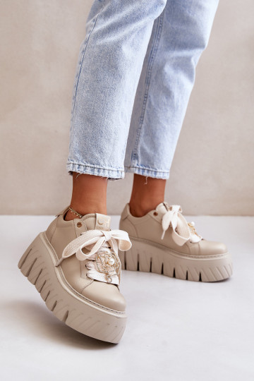 Sneakers modeļa apavi Sieviešu Uz masīvas zoles Ar zelta rotājumu CheBello 4530 smilšu krāsas 2