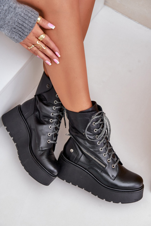 Āda zābaki ar platformu I Koturnie Tā irciejka 06676-01 melnas krāsas Āda zābaki ar platformu I Koturnie Tā irciejka 06676-01 melnas krāsas