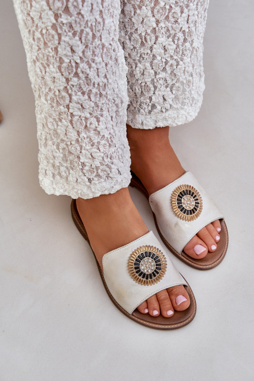 Čibas no dabīgas ādas ar ornamentiem ar platiem papēžiem Ļevskis 3047/O Zelta krāsas Przecierany