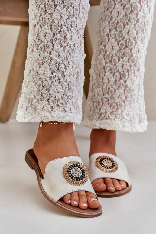 Čibas no dabīgas ādas ar ornamentiem ar platiem papēžiem Ļevskis 3047/O Zelta krāsas Przecierany