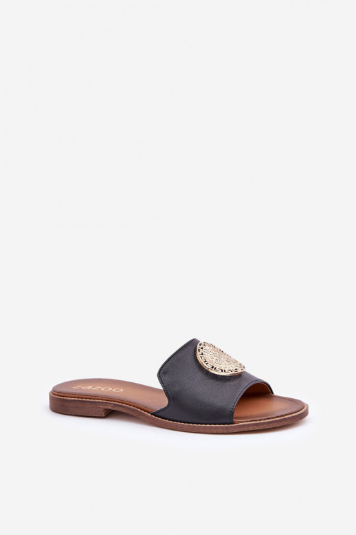 Čibas no dabīgas ādas ar ornamentiem ar platiem papēžiem Zazoo 3047/O melnas krāsas Čibas no dabīgas ādas ar ornamentiem ar platiem papēžiem Zazoo 3047/O melnas krāsas