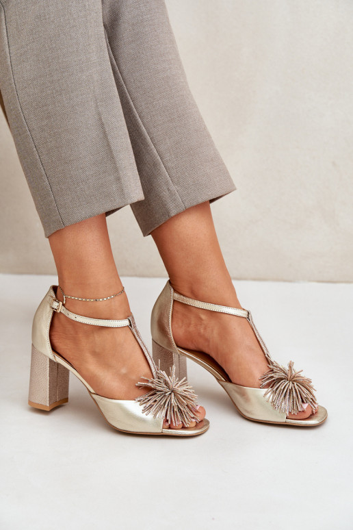 sandales Āda ar papēdi ar ornamentiem Laura Messi 2758 Zelta krāsas sandales Āda ar papēdi ar ornamentiem Laura Messi 2758 Zelta krāsas
