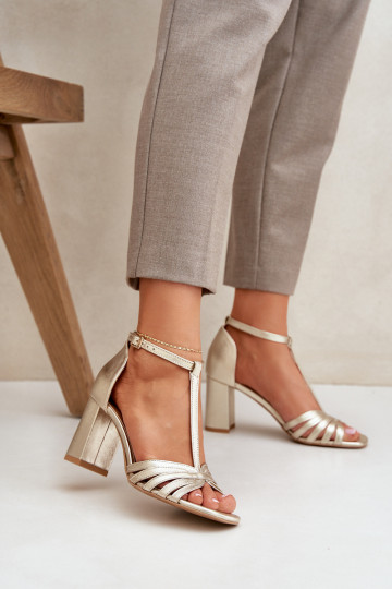 sandalesIeslēgtsturalnej Skóry ar papēdi Laura Messi 2766 2