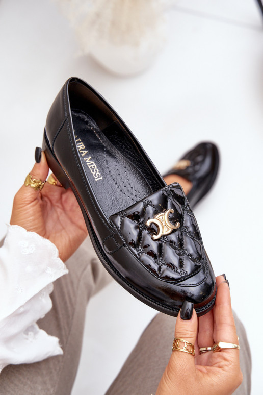 Āda Lakoti mokasīni Ar zelta rotājumu Laura Messi 2927 melnas krāsas Āda Lakoti mokasīni Ar zelta rotājumu Laura Messi 2927 melnas krāsas