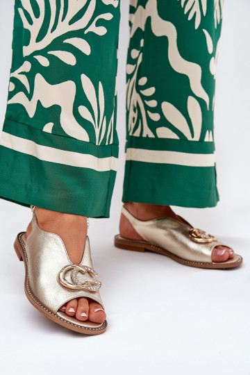 Sieviešu basenes ar platiem papēžiem ar ornamentiem Laura Messi 2865 Zelta krāsas