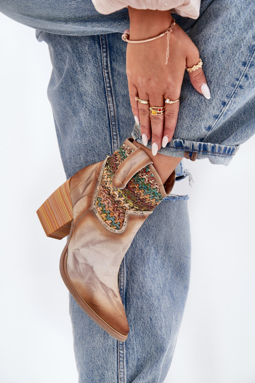 Āda kovboju stila puszābaki ar papēdi dekorēti Plecionką Tā irciejka 06810-29 Dažādu krāsu Āda kovboju stila puszābaki ar papēdi dekorēti Plecionką Tā irciejka 06810-29 Dažādu krāsu