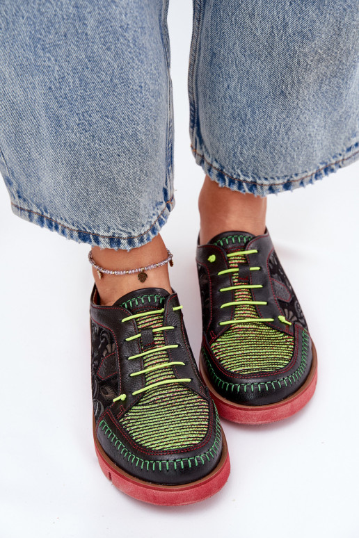 Āda apavi Sieviešu Rakstaina Tā irciejka 06784-20 melnas krāsas Āda apavi Sieviešu Rakstaina Tā irciejka 06784-20 melnas krāsas