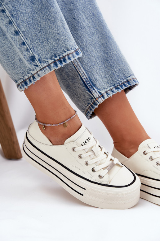 Āda sieviešu puszābaki ar platformu GOE RR2N4106 baltas krāsas