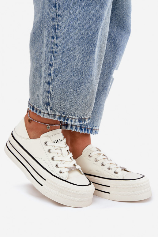 Āda sieviešu puszābaki ar platformu GOE RR2N4106 baltas krāsas