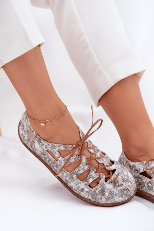 Balerīnas Ar izgriezumiem Tā irciejka 06835-25/00-1 Zelta krāsas Balerīnas Ar izgriezumiem Tā irciejka 06835-25/00-1 Zelta krāsas