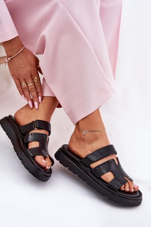 sieviešu čībasIeslēgtsturalnej Skóry ar platformu Zazoo 40440 melnas krāsas sieviešu čībasIeslēgtsturalnej Skóry ar platformu Zazoo 40440 melnas krāsas