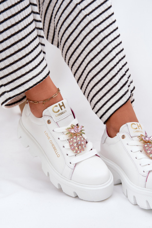 Āda Sneakers modeļa apavi dekorēti Broszką Ananas CheBello 4651 baltas krāsas