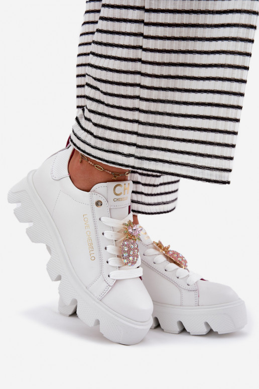 Āda Sneakers modeļa apavi dekorēti Broszką Ananas CheBello 4651 baltas krāsas