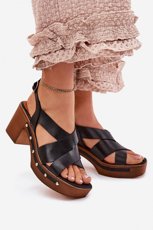 Sieviešu basenes Zazoo 1081 melnas krāsas