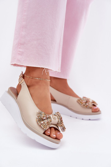 Sieviešu basenes Sieviešu Uz Ķīļa ar bantītēm Zazoo 1882 smilšu krāsas