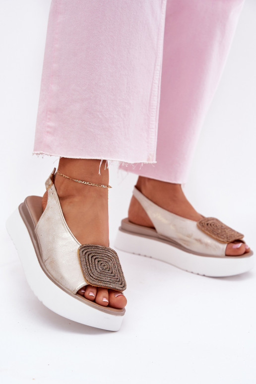 Zazoo 1786 Sieviešu basenes Sieviešu ar platformu ar ornamentiem Zelta krāsas Przecierany Zazoo 1786 Sieviešu basenes Sieviešu ar platformu ar ornamentiem Zelta krāsas Przecierany