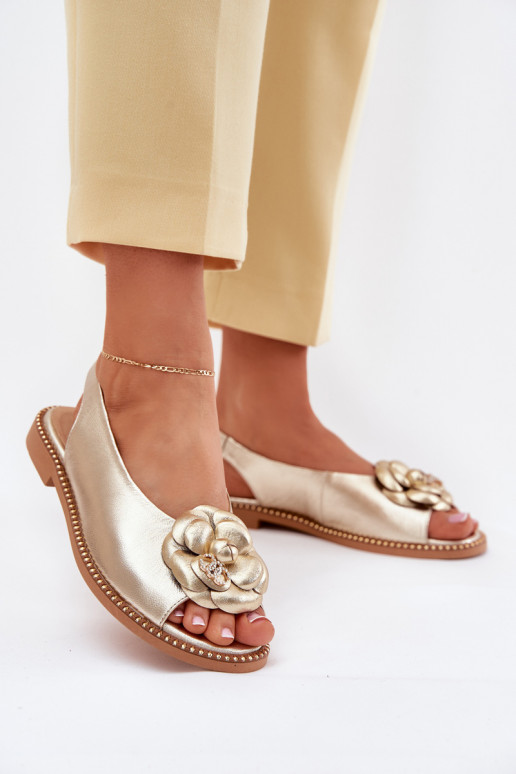 Āda līdzenas zoles basenes ar ornamentiem CheBello 4642 Zelta krāsas Āda līdzenas zoles basenes ar ornamentiem CheBello 4642 Zelta krāsas