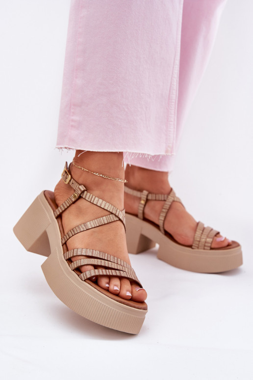 Sieviešu basenes Sieviešu Tā irciejka 06990-25 Zelta krāsas Sieviešu basenes Sieviešu Tā irciejka 06990-25 Zelta krāsas