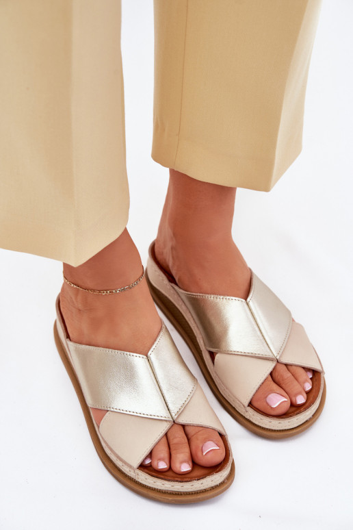 Čibas no dabīgas ādas Sieviešu ar platformu Tā irciejka L4986-37 smilšu krāsas-Zelta krāsas Čibas no dabīgas ādas Sieviešu ar platformu Tā irciejka L4986-37 smilšu krāsas-Zelta krāsas