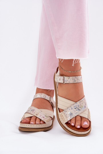 Sieviešu basenes Sieviešu ar platformu Tā irciejka L7064-37 Ecru