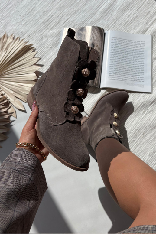 Zamšādas kurpes Sieviešu Ar greznui Ziedskami Zazoo 3085 smilšu krāsas