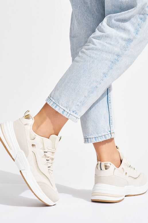 smilšu krāsas sieviešu sieviešu apavi uz biezas zoles smilšu krāsas sieviešu sieviešu apavi uz biezas zoles