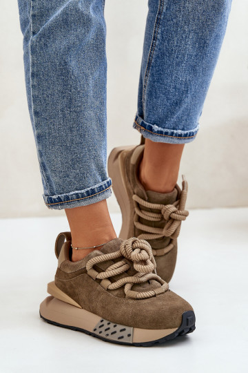 zamšādas Sneakers modeļa apavi Sieviešu ar platformuGrubym Šņorēšanam Artiker 54C1466 brūnas krāsas
