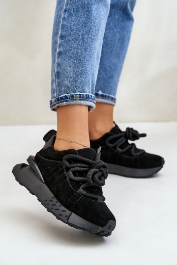 zamšādas Sneakers modeļa apavi Sieviešu ar platformuGrubym Šņorēšanam Artiker 54C1464 melnas krāsas 2