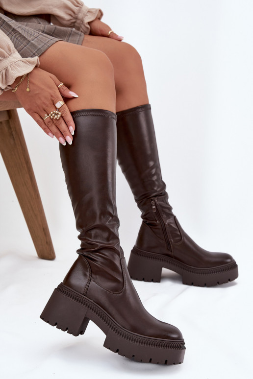 Sieviešu garie zābaki uz masīviem papēžiem un platformas, iekāpjamais modelis brūnā krāsā Florinne Sieviešu garie zābaki uz masīviem papēžiem un platformas, iekāpjamais modelis brūnā krāsā Florinne