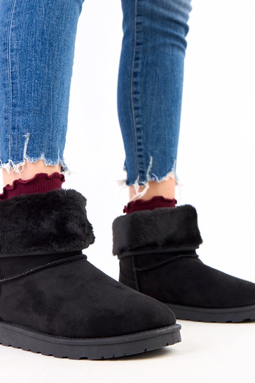 Melni sniega zābaki ar... 2