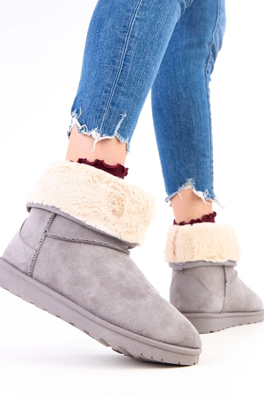 Pelēki sniega zābaki ar kažokādu uz...