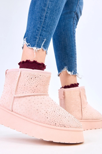 Rozā sniega zābaki ar...