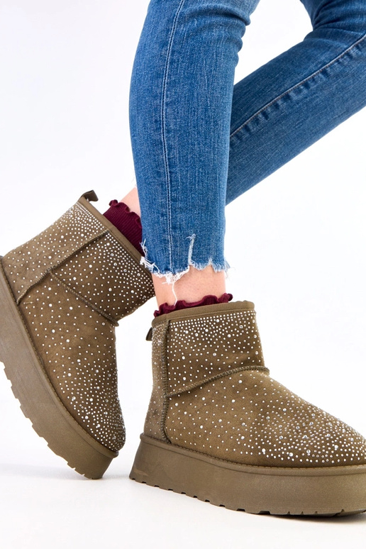 Zaļi sniega zābaki ar cirkonijiem uz...