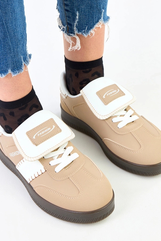 Brūni sporta apavi uz platformas ar...