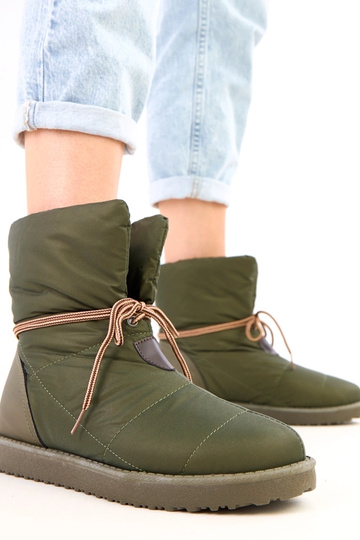 Zaļie sieviešu sniega...