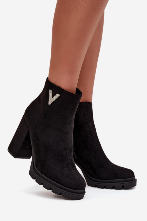 Sieviešu puszābaki siltināti ar papēdi Ar greznu Detalem melnas krāsas Briella