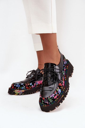 Laque apaviIeslēgtsturalnej Skóry ar rakstiem Artiker 57C0174 melnas krāsas 2