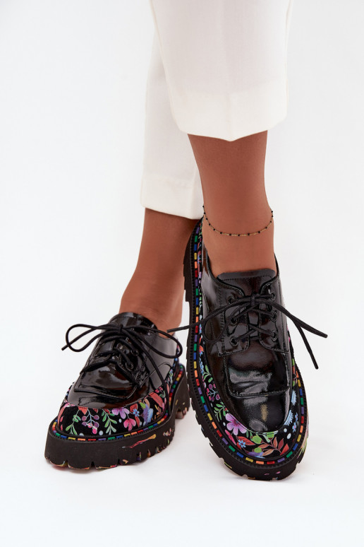 Laque apaviIeslēgtsturalnej Skóry ar rakstiem Artiker 57C0174 melnas krāsas