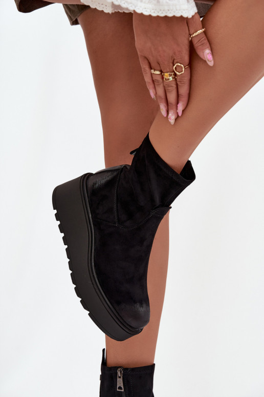 Sieviešu puszābaki ar platformu siltināti Vinceza 58596 melnas krāsas