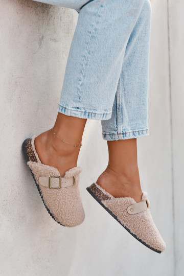 Sieviešu šļūtenes ar kažokādu „Typu Baranek" smilšu krāsā „Lorivine"