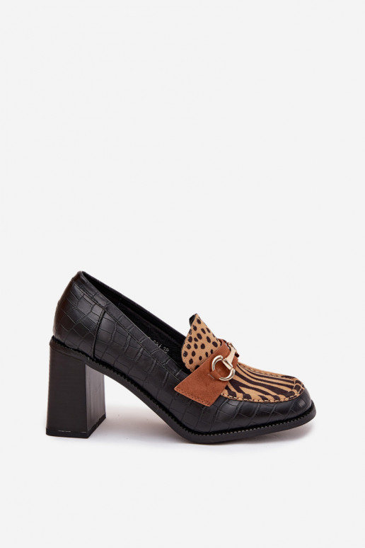 Sieviešu augstpapēžu kurpes ar iedobēm un zelta krāsas detaļām, melnas un smilšu krāsā, Novella Sieviešu augstpapēžu kurpes ar iedobēm un zelta krāsas detaļām, melnas un smilšu krāsā, Novella