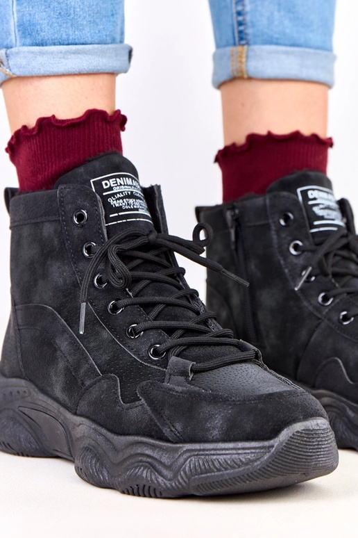 Melni darba zābaki no mākslīgā zamša...