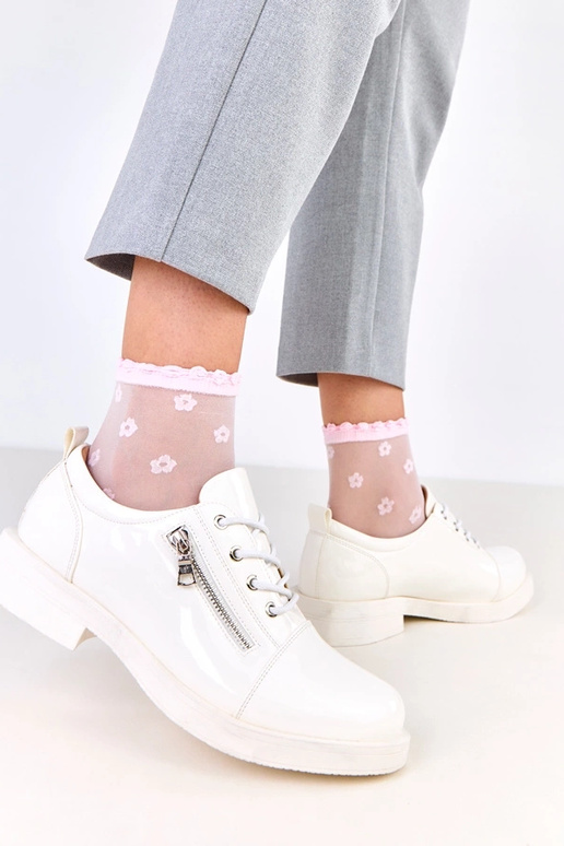 Balti lakuoti sieviešu pussprādzītes,...