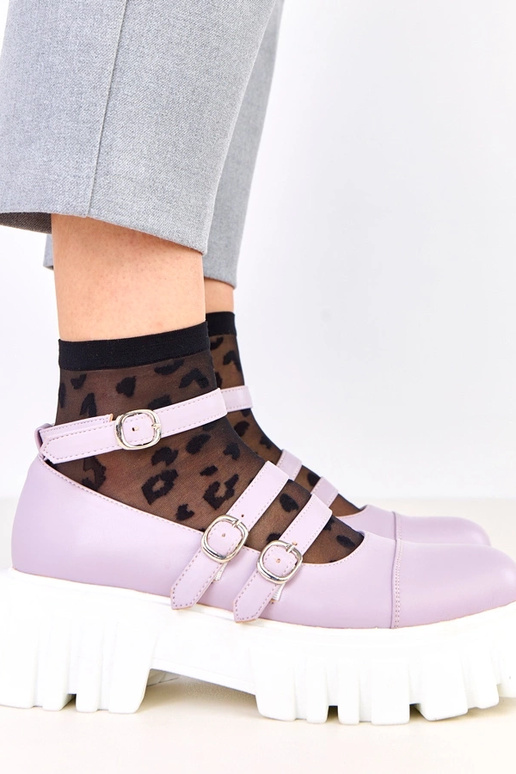 Violets pusbačiai uz traktora zoles...